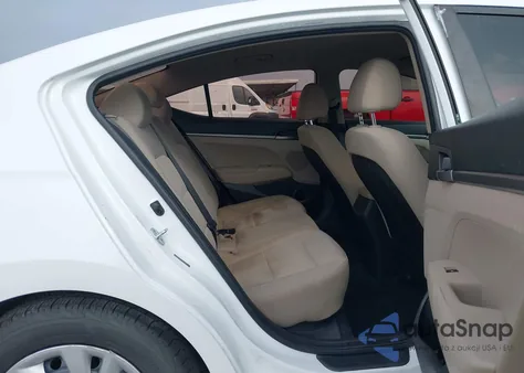 2018 Hyundai Elantra Se z USA, uszkodzony, nr VIN 5NPD74LF3JH312693